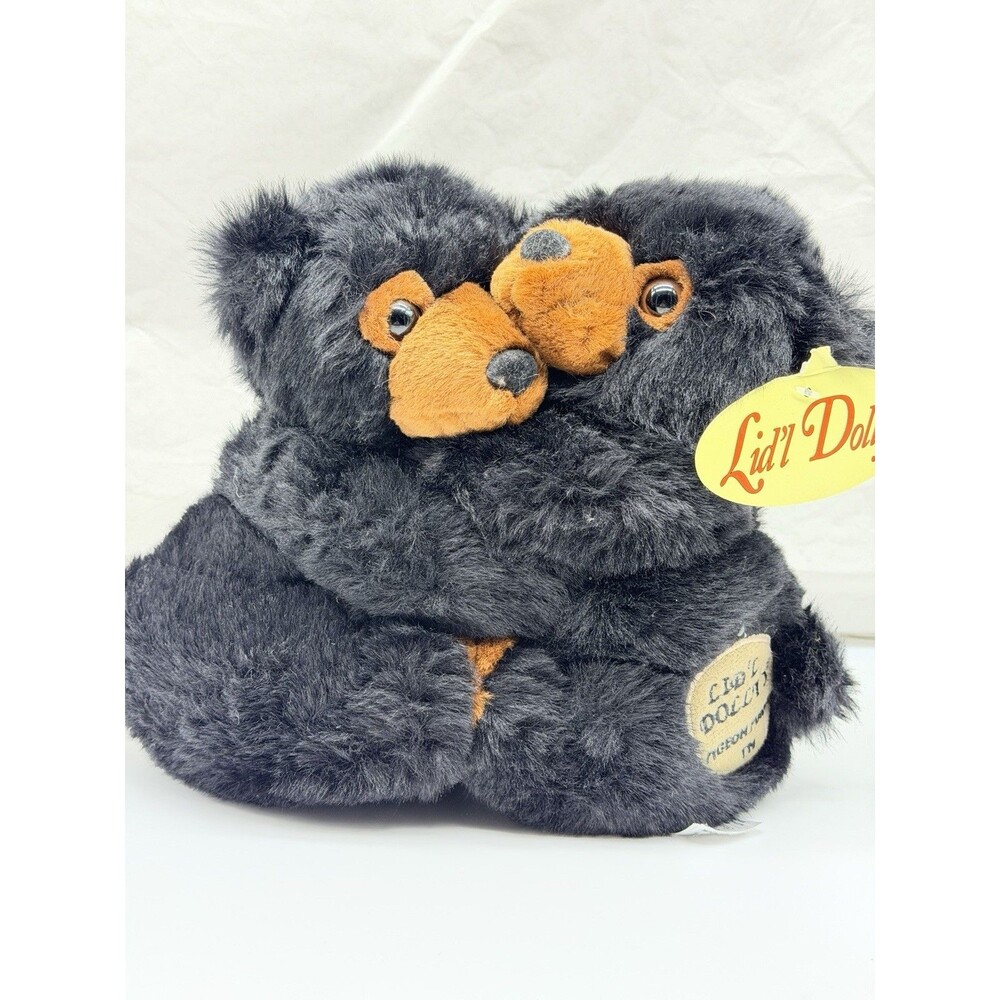 Lid’l Dolly’s Plush Hugging Black Bears Pigeon Forge Stuffed Animal 8” New w Tag